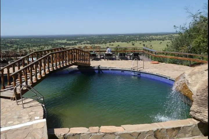 Lobo Wildlife Lodge